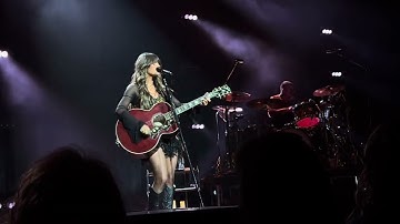 Thumbnail of Ella Langley - Choosin Texas - Live at the Ryman