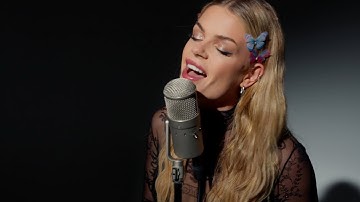 Thumbnail of Zara Larsson - Midnight Sun (Cover by Davina Michelle)