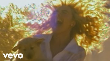 Thumbnail of Sabrina Carpenter - Manchild (Official Lyric Video)