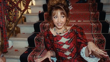 Thumbnail of PinkPantheress - Tonight (Official Video)