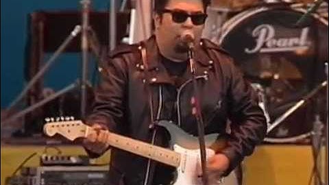 Thumbnail of Los Lobos - Full Concert - 11/26/89 - Watsonville High School Football Field (OFFICIAL)
