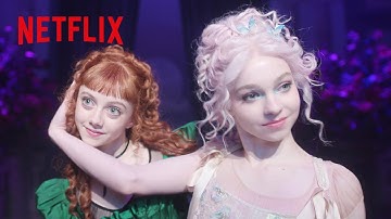 Thumbnail of レディー・ガガ - The Dead Dance with イーニッド&アグネス | ウェンズデー | Netflix Japan