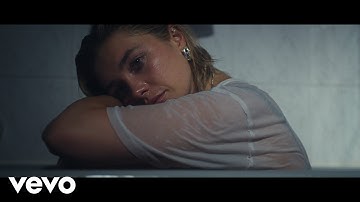 Thumbnail of YUNGBLUD - Zombie (Official Music Video)