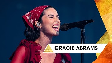 Thumbnail of Gracie Abrams - That's So True (Glastonbury 2025)
