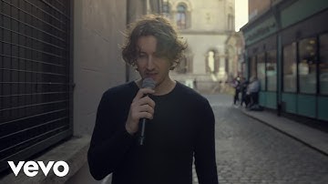 Thumbnail of Dean Lewis - How Do I Say Goodbye (Live One Take In Dublin)