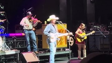 Thumbnail of Zach Top - Good Times & Tan Lines 7/12/25 Xfinity Center Mansfield, Massachusetts