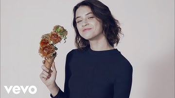 Thumbnail of Pomme - Pauline